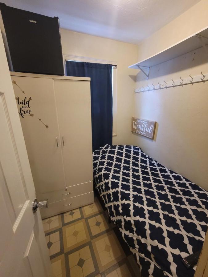 182 Bedrooms Near Fenway & Dowtown Boston Exterior photo